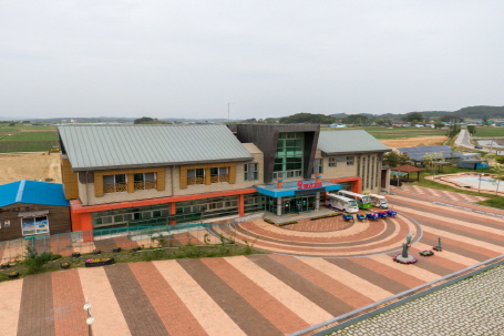 yongmeoligoeul05.jpg